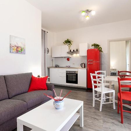 Your Apartment Катания Екстериор снимка