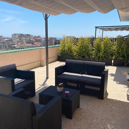 Your Apartment Катания Екстериор снимка