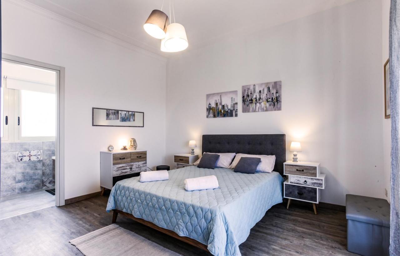 Your Apartment Катания Екстериор снимка