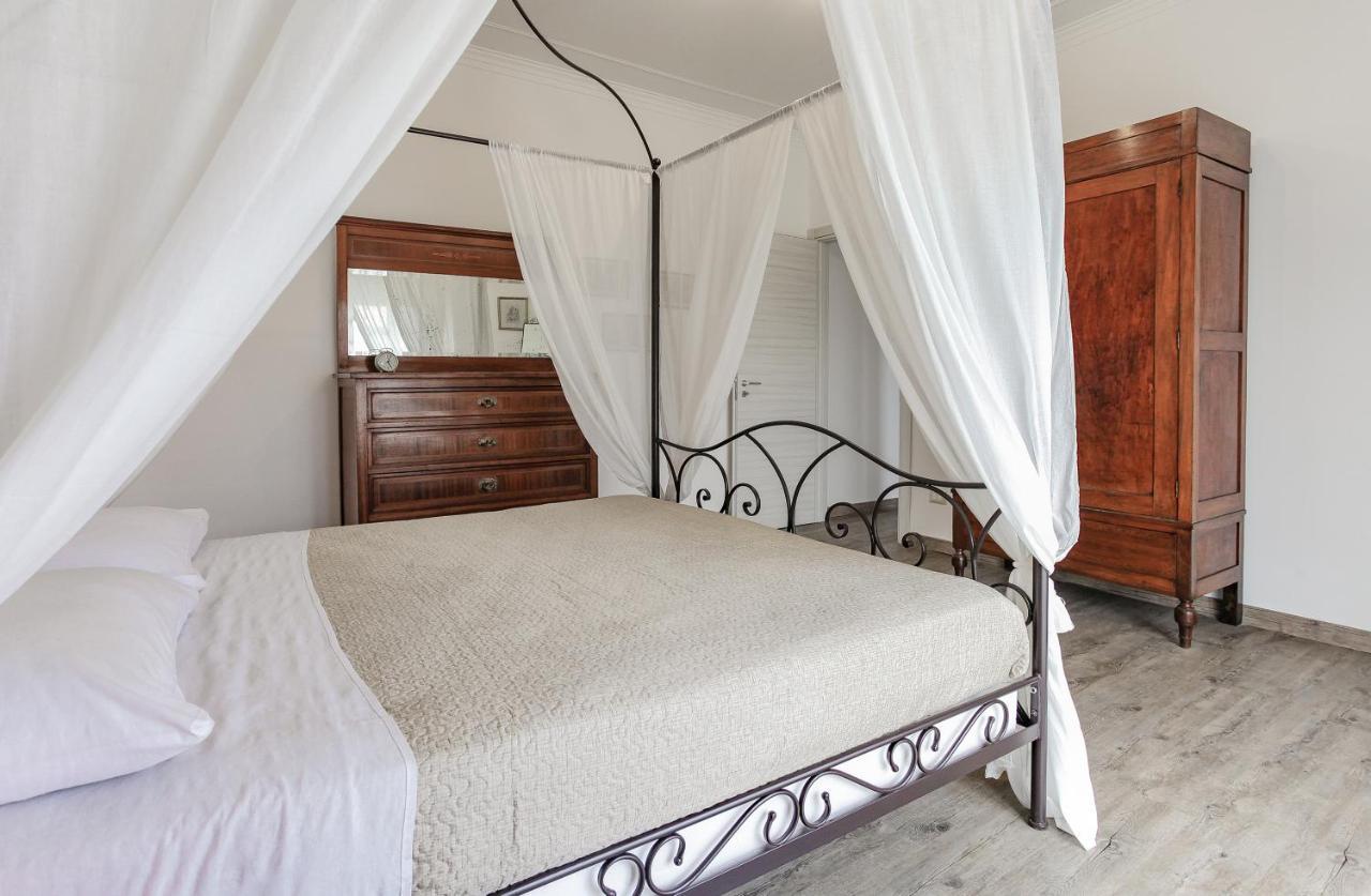 Your Apartment Катания Екстериор снимка
