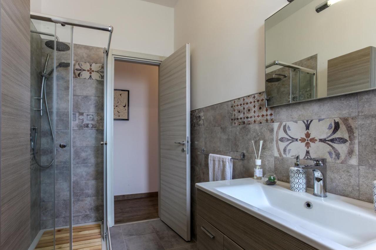 Your Apartment Катания Екстериор снимка