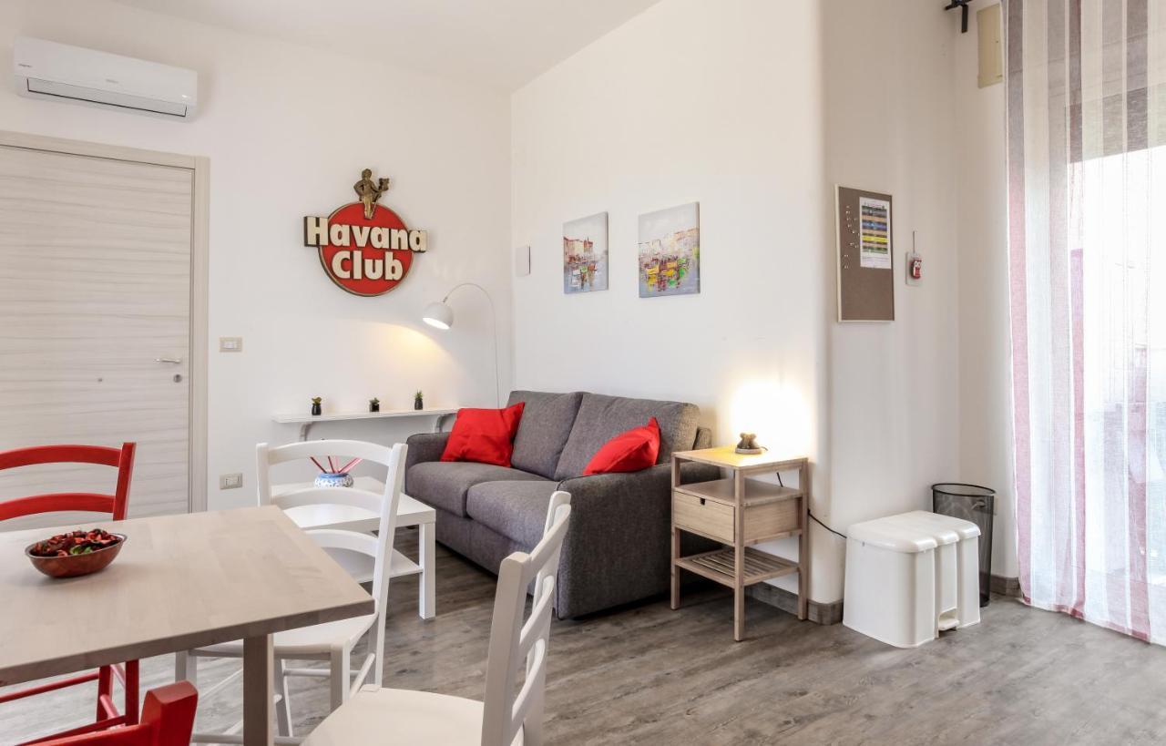 Your Apartment Катания Екстериор снимка